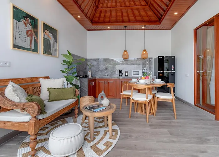 Villa Brand New Prime Location In - 15 Minutes Walk To The *